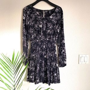 NWT Black Long Sleeve Dress
